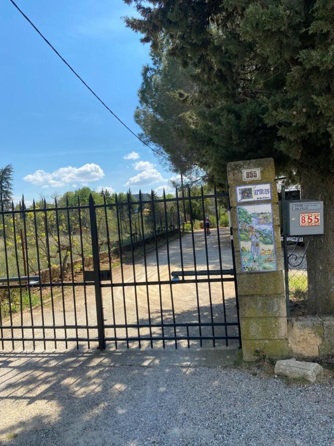 Studio Havre De Paix Au Pont Du Gard Piscine Et Jacuzzi Chez Valerie Payre Vers Pont du Gard Εξωτερικό φωτογραφία