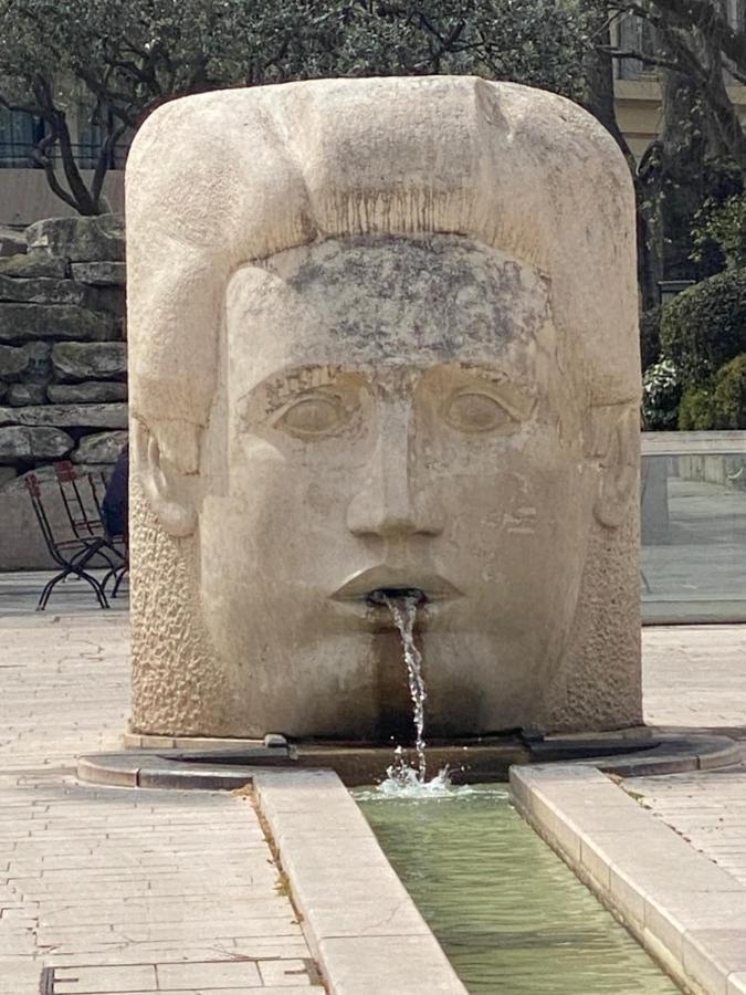 Studio Havre De Paix Au Pont Du Gard Piscine Et Jacuzzi Chez Valerie Payre Vers Pont du Gard Εξωτερικό φωτογραφία